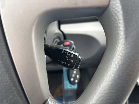 Used 2011 Toyota Camry LE image 20