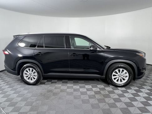 Used 2025 Toyota Grand Highlander AWD Hybrid image 14