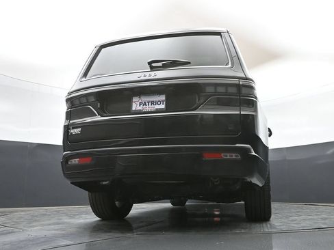 New 2026 Jeep Grand Wagoneer 4WD image 60