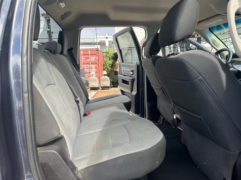 Used 2021 RAM 1500 Classic SLT AWD/4WD image 20