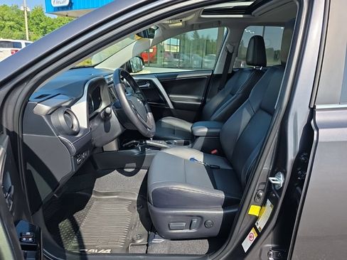 Used 2017 Toyota RAV4 Limited w/ Advanced Technology Package FWD image 25