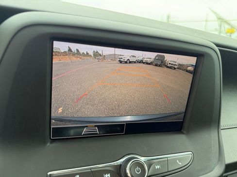 Used 2022 Chevrolet Camaro LS RWD image 17