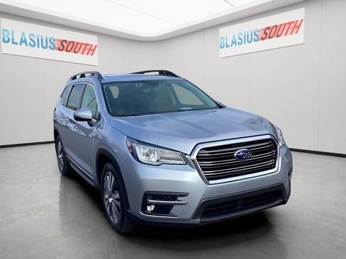 Used 2022 Subaru Ascent Limited w/ Technology Package image 1