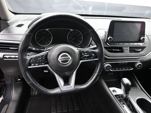 Used 2019 Nissan Altima 2.5 SV AWD/4WD image 14