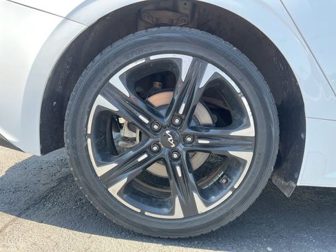 Used 2022 Kia K5 GT-Line image 11