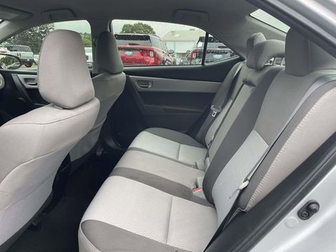Used 2019 Toyota Corolla LE FWD image 10