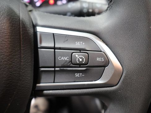 Certified 2024 Jeep Compass Latitude AWD/4WD image 20