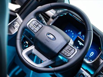 Used 2025 Ford F150 Lariat w/ Equipment Group 501A Mid