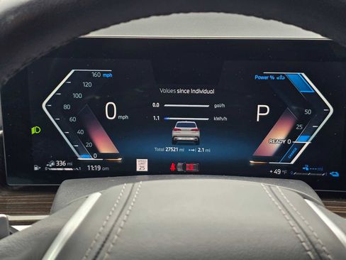 Used 2024 BMW X5 xDrive50e image 26