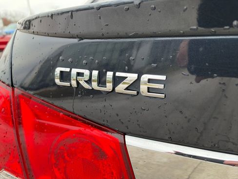 Used 2014 Chevrolet Cruze LT w/ RS Package image 11