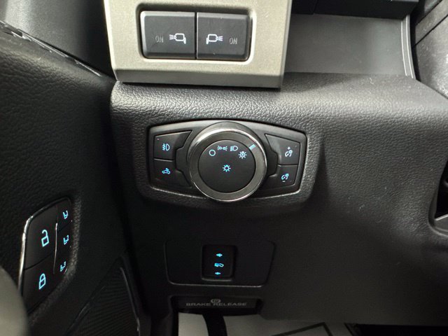 Certified 2020 Ford F350 Lariat AWD/4WD image 20