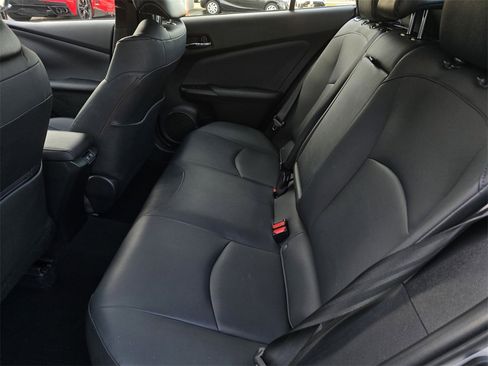 Used 2021 Toyota Prius XLE w/ Premium Convenience Package image 13