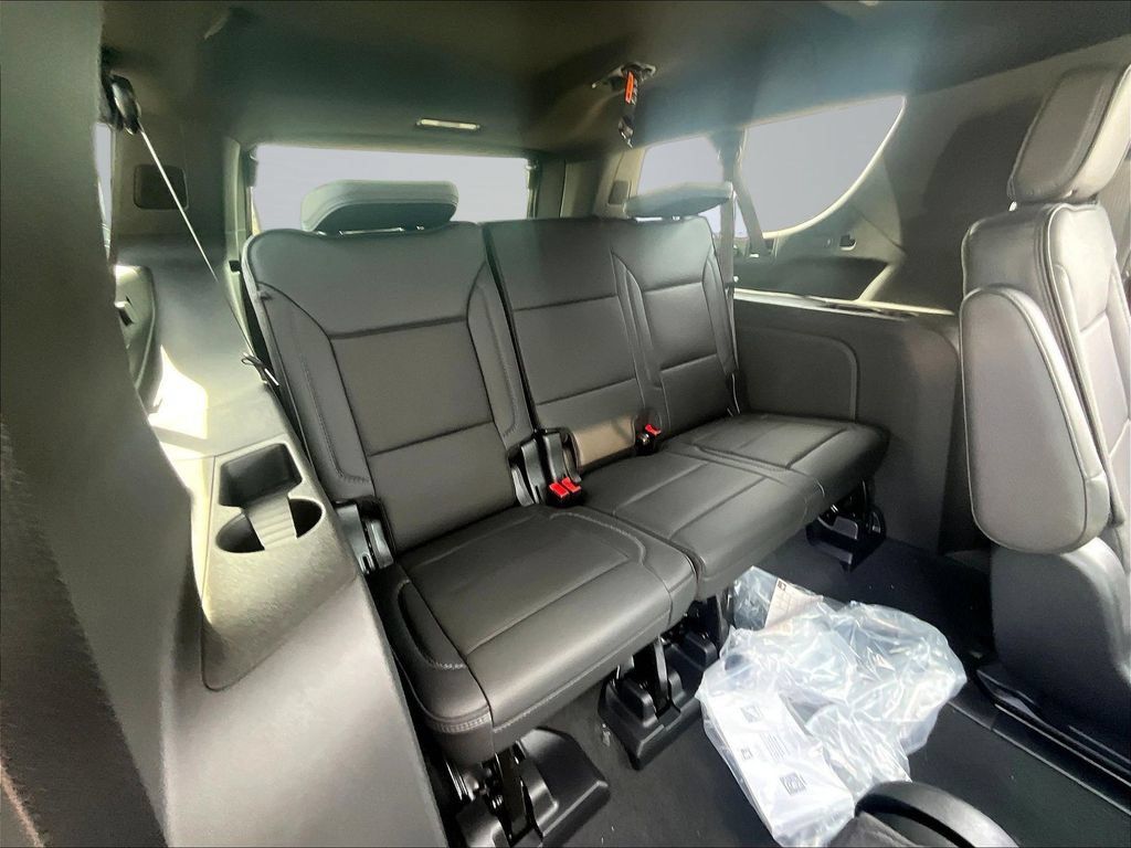 New 2026 GMC Yukon XL Denali w/ Sun & Power Step Package AWD/4WD image 31