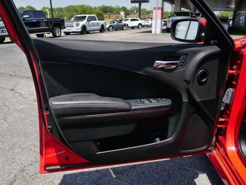 Used 2018 Dodge Charger SRT Hellcat RWD image 28