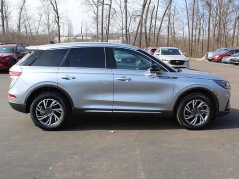 Certified 2023 Lincoln Corsair Standard w/ Equipment Group 101A image 2