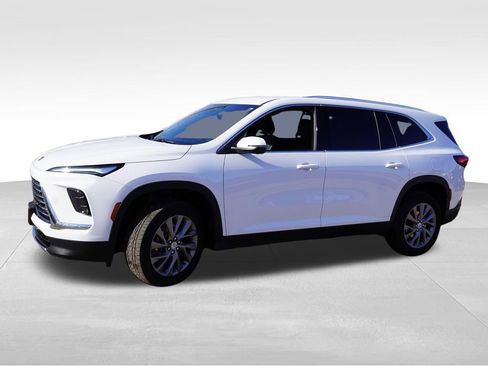 Certified 2025 Buick Enclave Preferred image 10