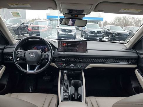 Used 2023 Honda Accord Touring image 20