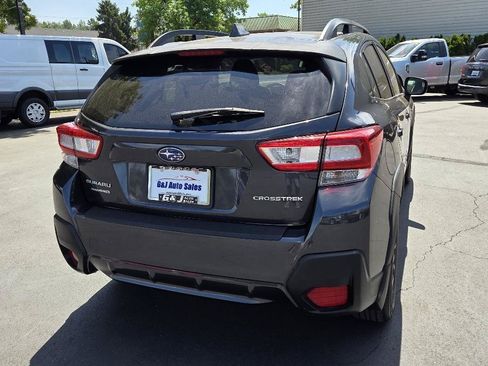 Used 2018 Subaru Crosstrek 2.0i Premium AWD/4WD image 9