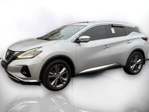 Used 2019 Nissan Murano Platinum image 2