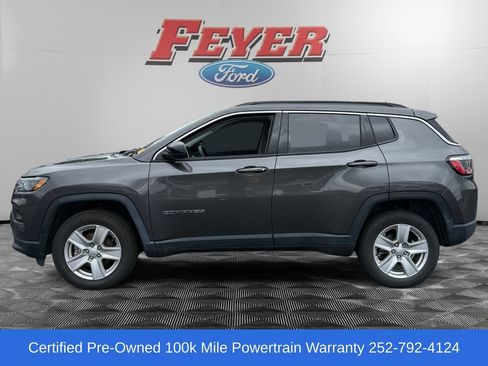 Used 2022 Jeep Compass Latitude AWD/4WD image 2