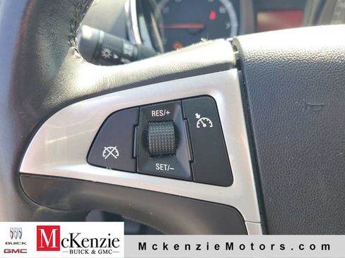 Used 2011 GMC Terrain SLT FWD image 13