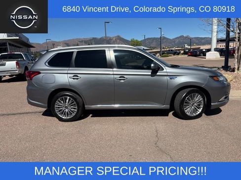 Used 2021 Mitsubishi Outlander GT AWD/4WD image 11