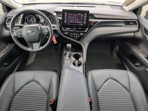 Used 2024 Toyota Camry SE FWD image 17