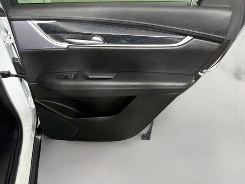 Used 2024 Cadillac XT5 Premium Luxury FWD image 28