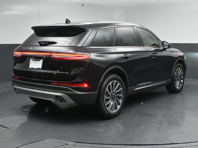 Certified 2023 Lincoln Corsair Reserve AWD/4WD image 3