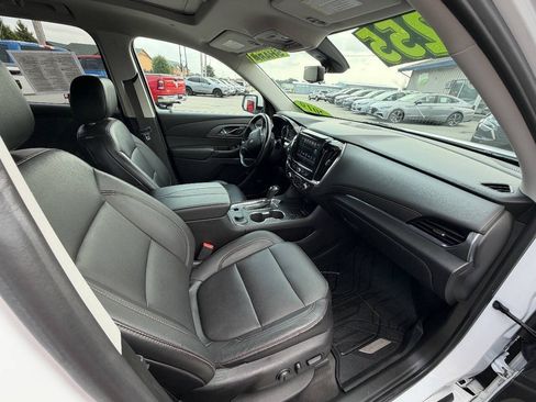 Used 2019 Chevrolet Traverse Premier w/ LPO, Floor Liner Package AWD/4WD image 11