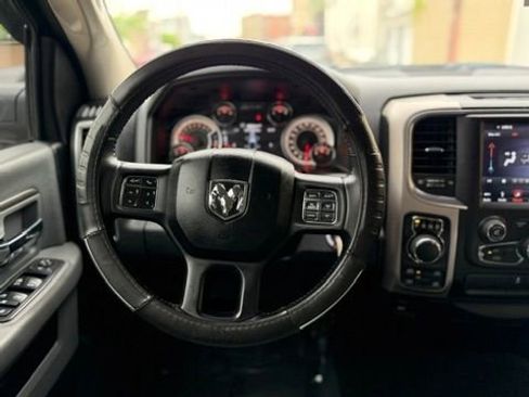 Used 2018 RAM 1500 Big Horn AWD/4WD image 33