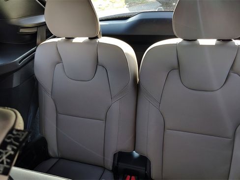 New 2026 Volvo XC90 B6 Plus image 31