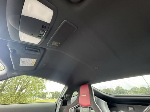Used 2024 Nissan Z NISMO w/ Floor Mat Package RWD image 22