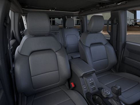New 2026 Ford Bronco Badlands w/ Sasquatch Package AWD/4WD image 10