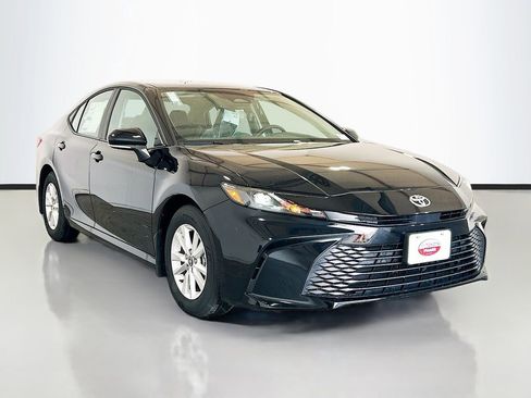 New 2026 Toyota Camry LE FWD image 3