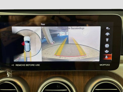Used 2022 Mercedes-Benz GLC 300 image 13