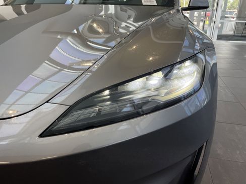 Used 2024 Tesla Model 3 Long Range RWD image 5