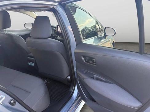 Used 2024 Toyota Corolla LE FWD image 17