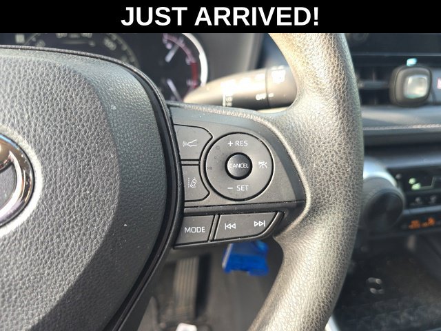 Used 2024 Toyota RAV4 LE FWD image 13