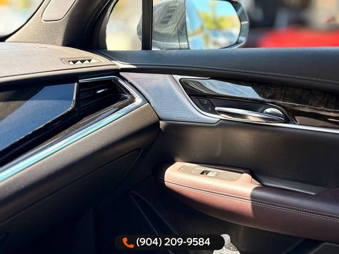 Used 2020 Cadillac XT6 Premium Luxury image 16