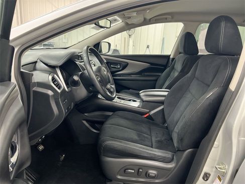 Used 2021 Nissan Murano SV image 19