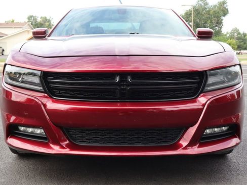 Used 2019 Dodge Charger SXT w/ Cold Weather Package image 13
