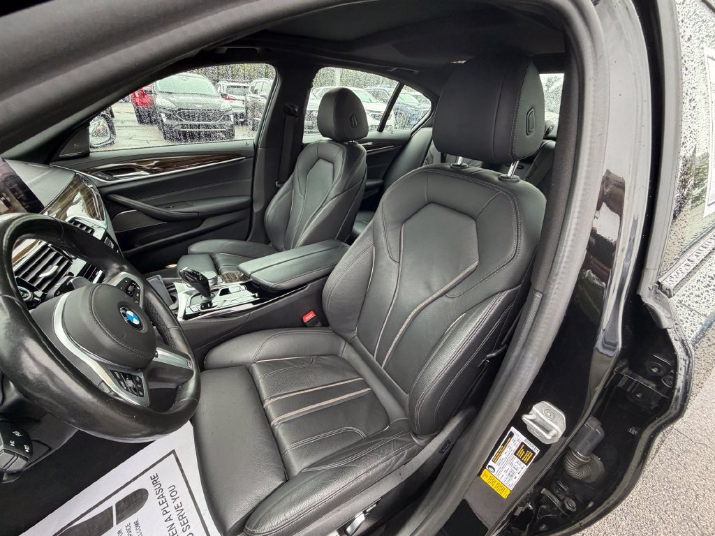 Used 2021 BMW 540i w/ M Sport Package RWD image 7