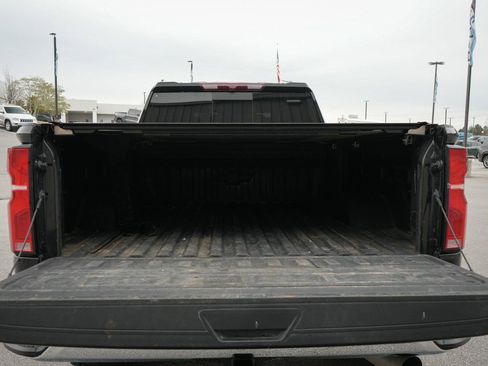 Used 2024 Chevrolet Silverado 2500 LTZ w/ LTZ Convenience Package AWD/4WD image 9