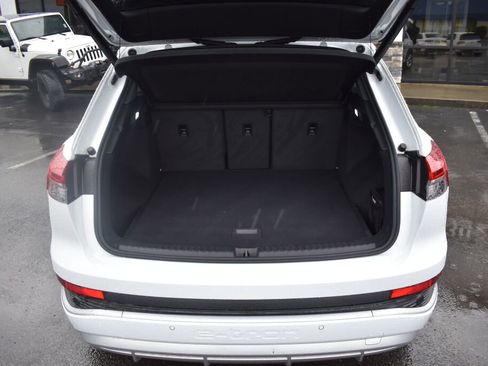 Used 2023 Audi Q4 e-tron Premium Plus w/ Premium Plus image 30