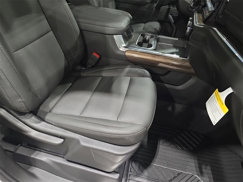 New 2026 Chevrolet Silverado 2500 LT w/ Trail Boss Package image 10