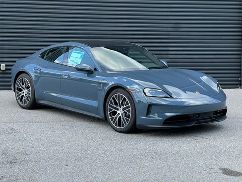 New 2025 Porsche Taycan image 9