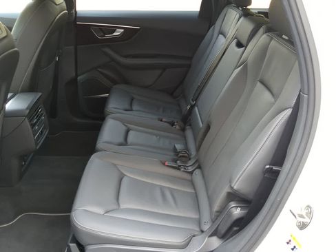 Used 2025 Audi Q7 3.0T Premium Plus image 20