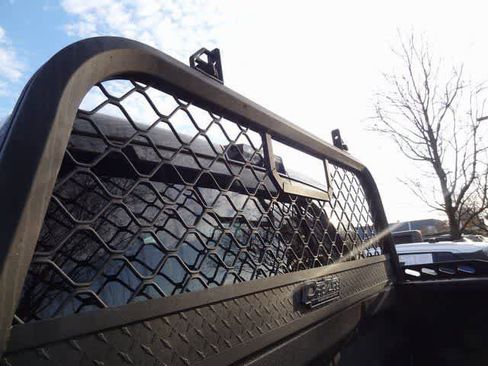 Used 2018 RAM 3500 Laramie Longhorn image 7