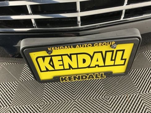 Used 2011 Lincoln Navigator Ultimate image 26